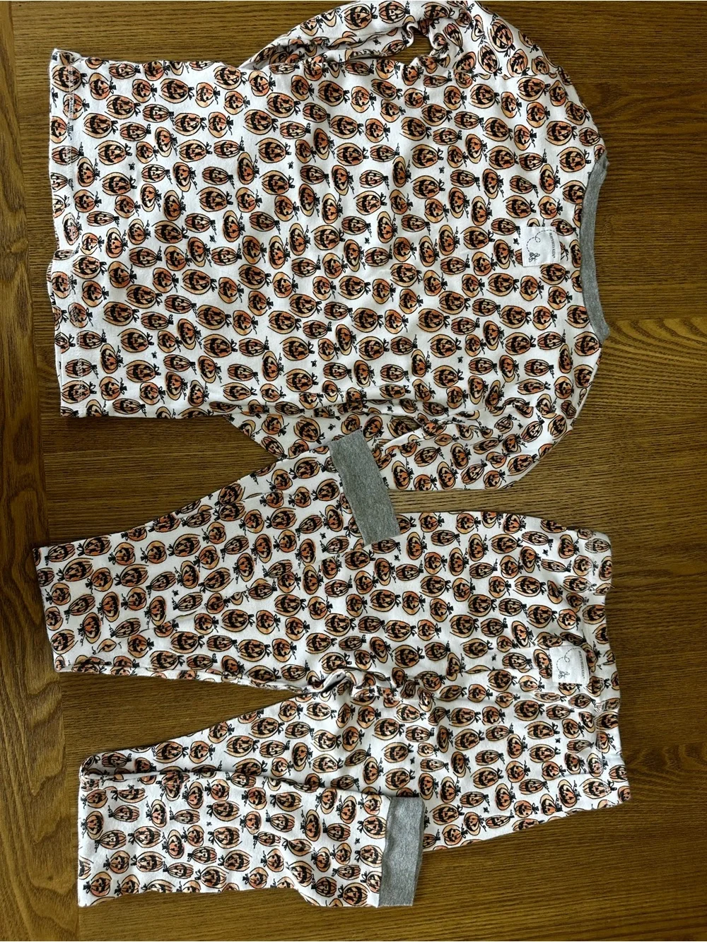 Burt’s Bees Kids Pumpkin Print Halloween Pajama Set